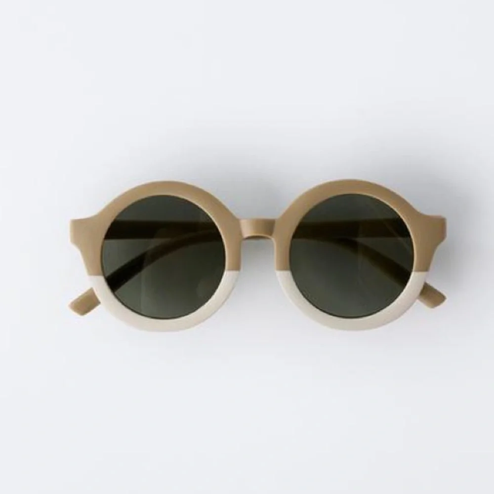 NWT. Zara Kids Ecru/Beige Round Sunglasses with a Resin Frame. Size 10 -14.